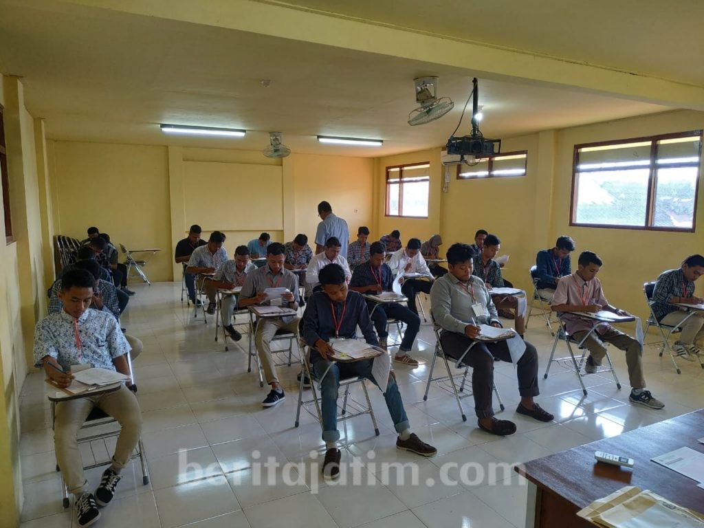 Ratusan Putra-Putri Terbaik Bojonegoro Ikuti Tes Beasiswa PEPC