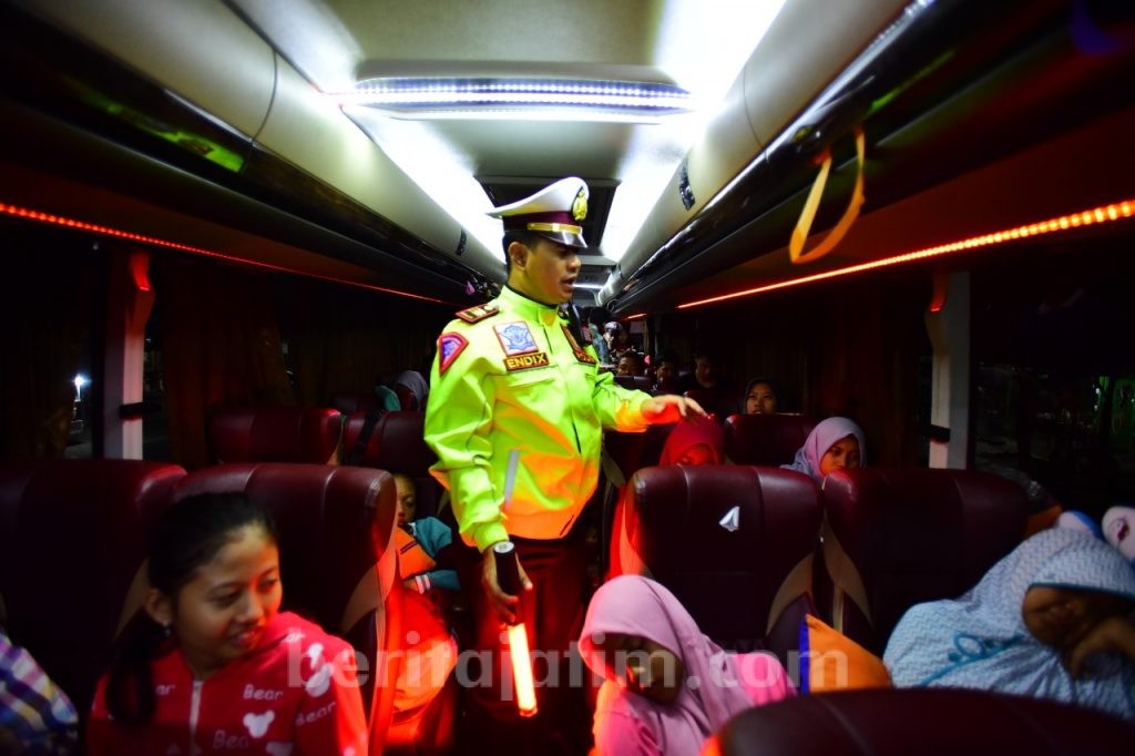 Jelang Putusan Sidang PHPU, Sejumlah Kendaraan di Situbondo Dirazia