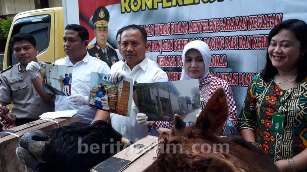 Polda Grebek Gudang Penyimpanan Daging Sapi di Malang