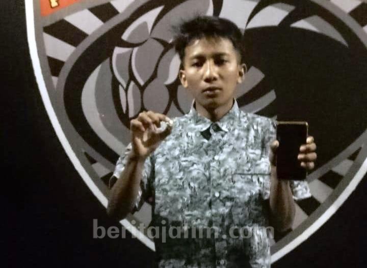 Apes! Hendrik Antar Pesanan Pil Koplo Malah Didatangi Polisi