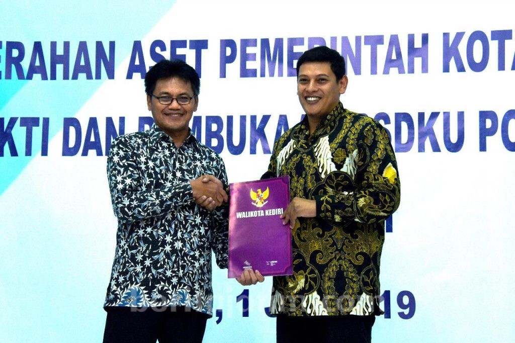 Alih Status Poltek, Pemkot Kediri Serahkan Aset ke Kemenristekdikti