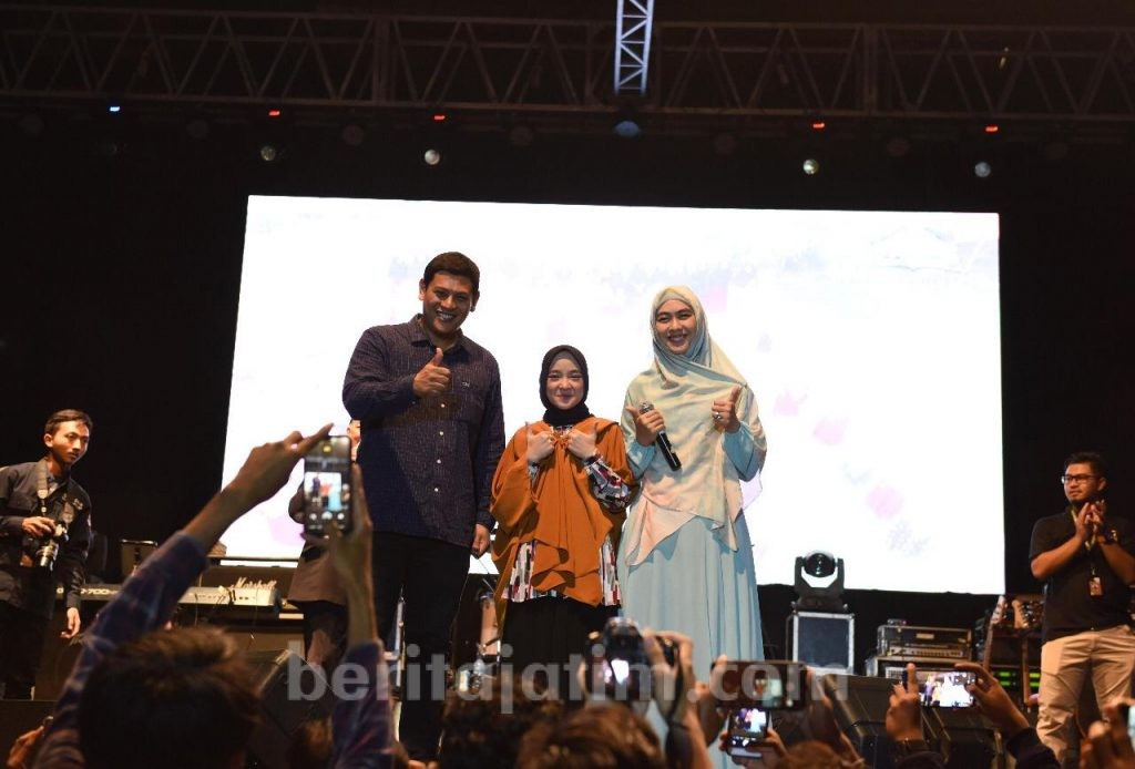 Nisa Sabyan Meriahkan Pembukaan Hari Jadi Kota Kediri ke-1140