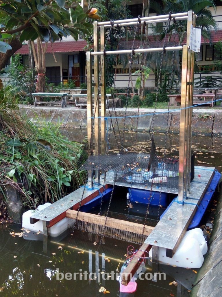 Mahasiswa ITS Rancang ARISTER Berbasis IoT untuk Atasi Sampah Sungai