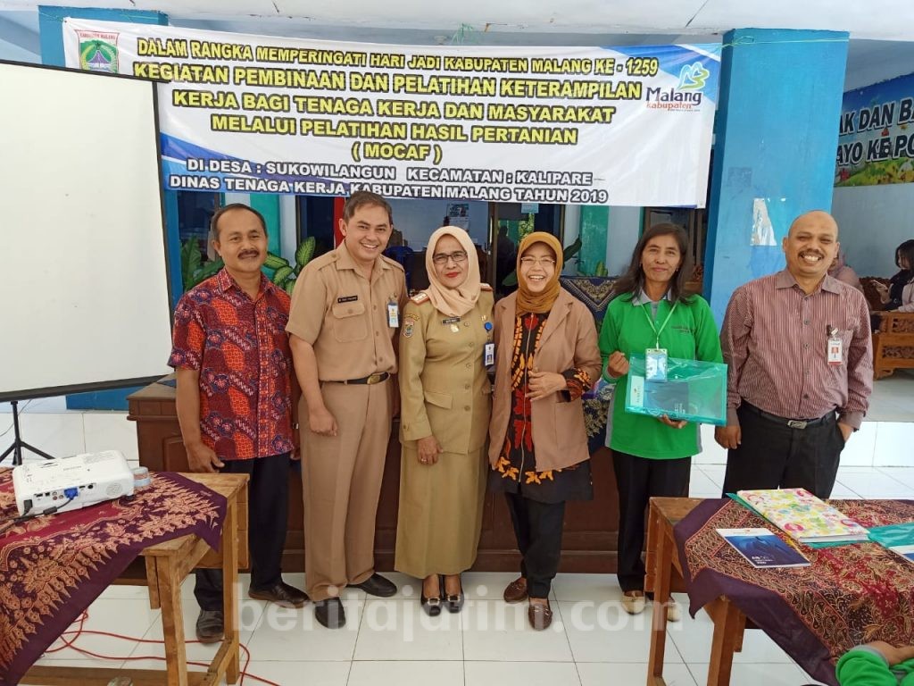 Disnaker Kabupaten Malang Beri Pelatihan Pembuatan Mokaf Singkong