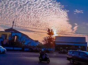 Cirrocumulus, Awan yang Bisa Turunkan Hujan Es di Langit Malang