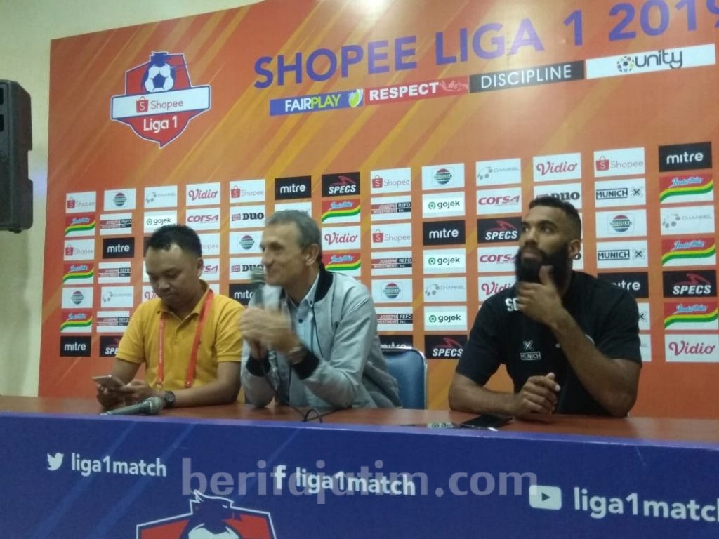 Milo Puji Kerja Keras Pemain Arema FC Pertahankan Kemenangan