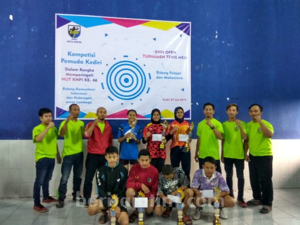 Peringati HUT ke-46, KNPI Kota Kediri Gelar Open Turnamen Tenis Meja