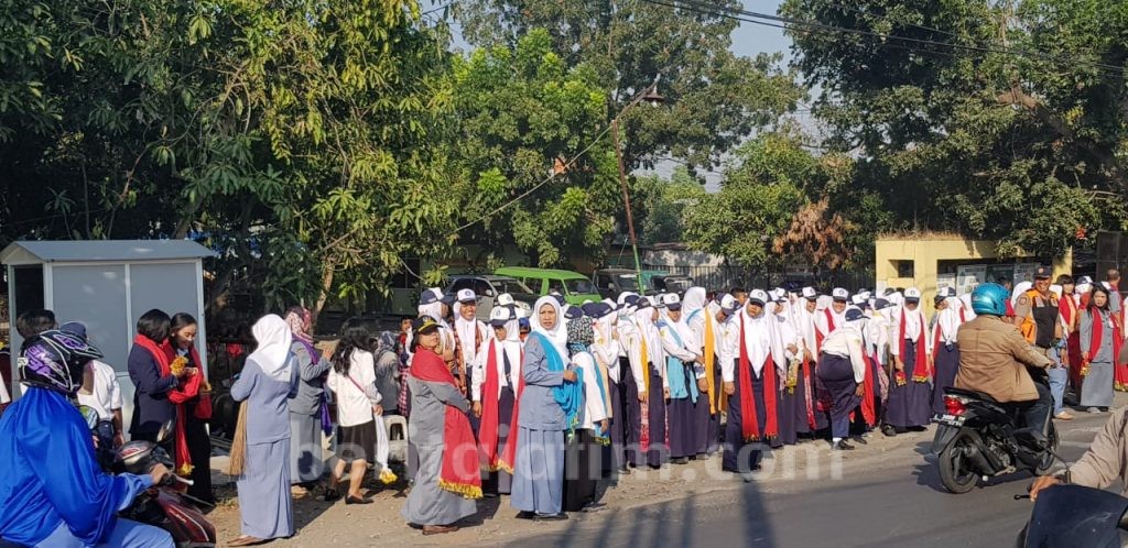 Lestarikan Seni Tradisional, Ratusan Siswa SMP 28 Flashmob Tari Remo