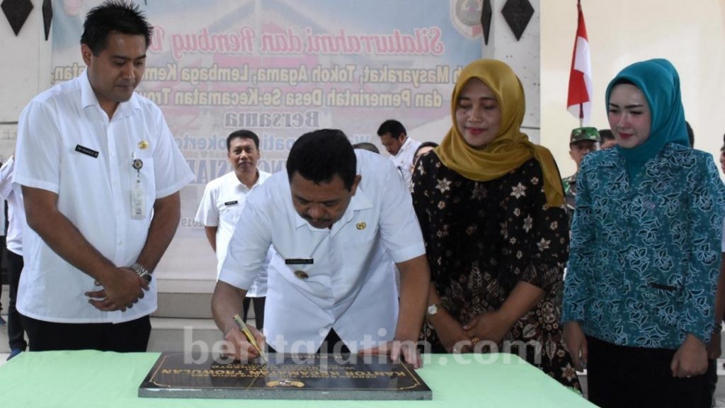 4 Desa di Kecamatan Trowulan Terima BK Desa Rp 2,6 Miliar