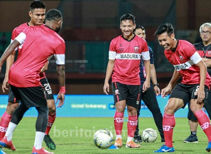 F26 Pimpin Madura United Hadapi Perseru