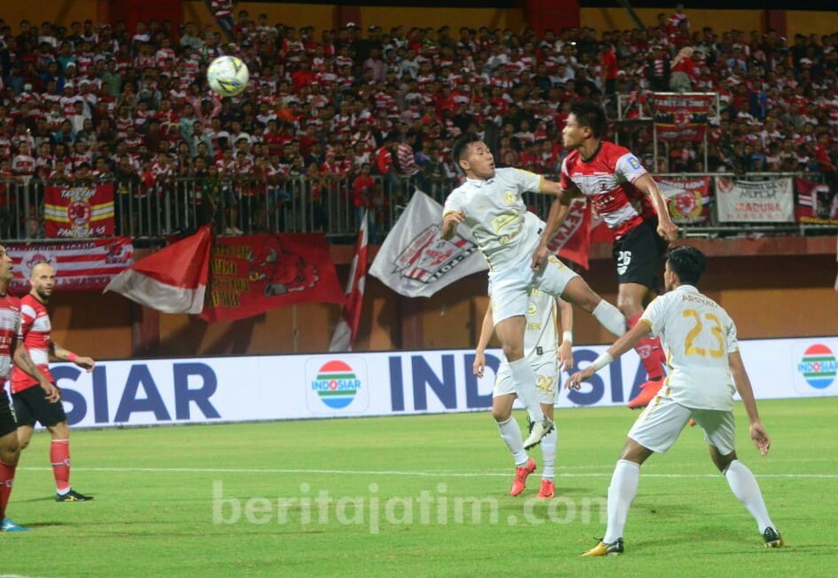 Madura United Kalah di Kandang Sendiri