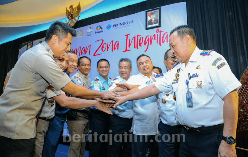 Pelindo III Bangun Kawasan Berintegritas dengan Sistem Cashless