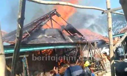 Rumah Musari Ludes Terbakar