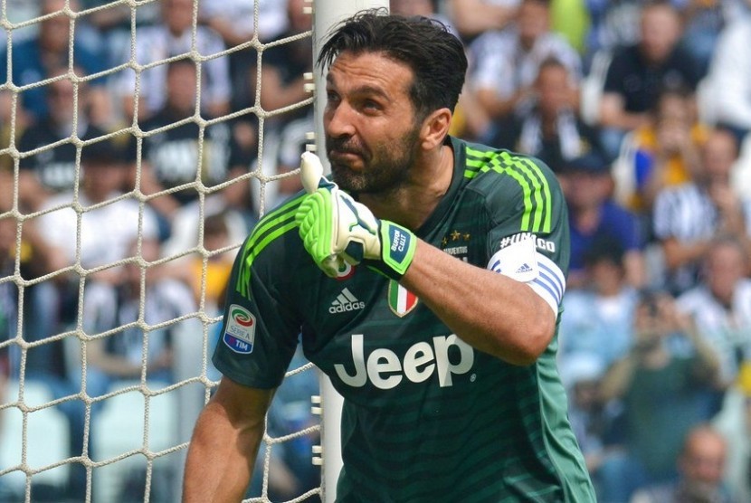 Buffon Kembali ke Juventus Karena Rasa Cinta