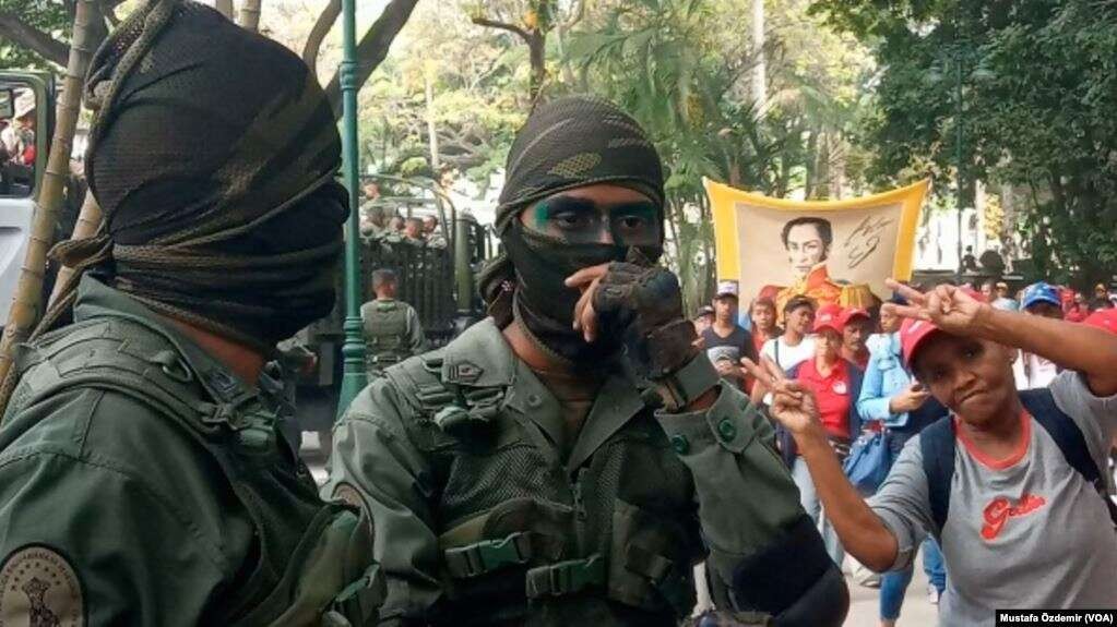 Presiden Venezuela Pamerkan Kekuatan Militer