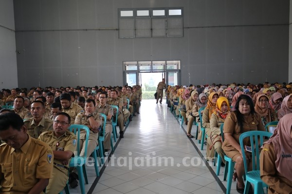 Tingkatkan Etos Kerja, ASN Pemkab Kediri Dapat Bimtal dari Ulama