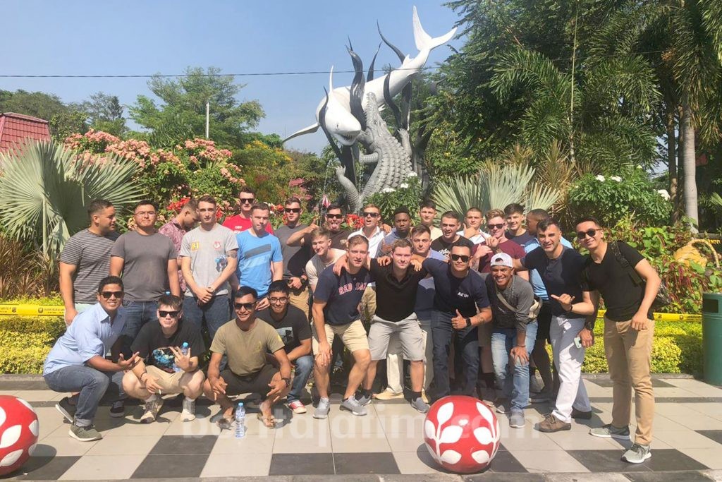 Usai Latihan di Banyuwangi, Marinir Amerika Berwisata di Surabaya