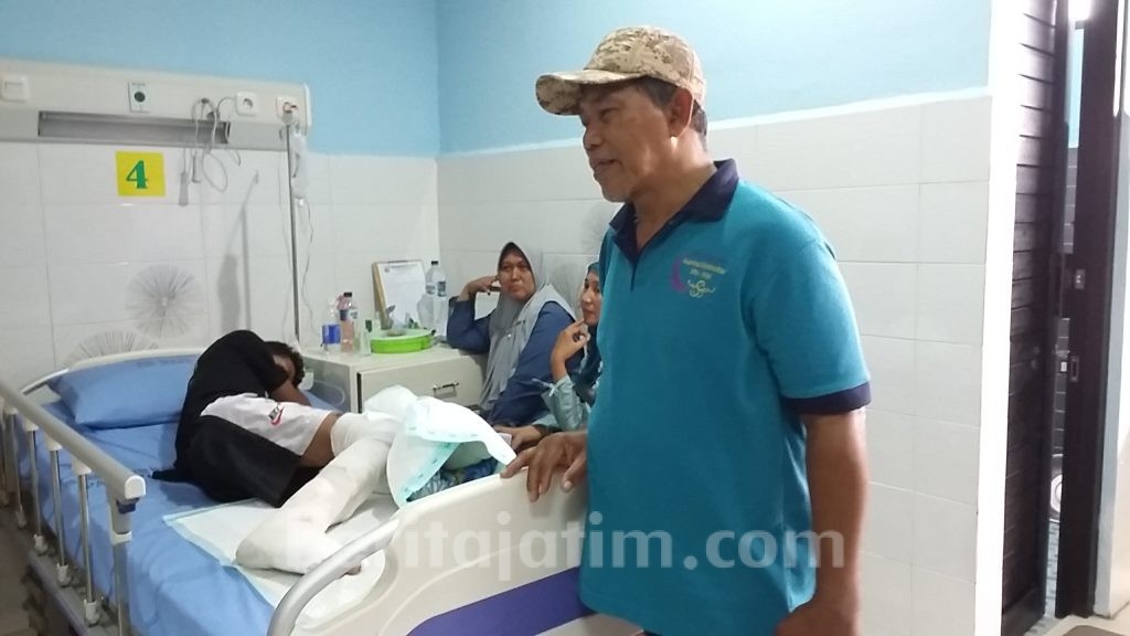 Usai Bermain Bola, Kaki Pelajar Gresik ini Membusuk