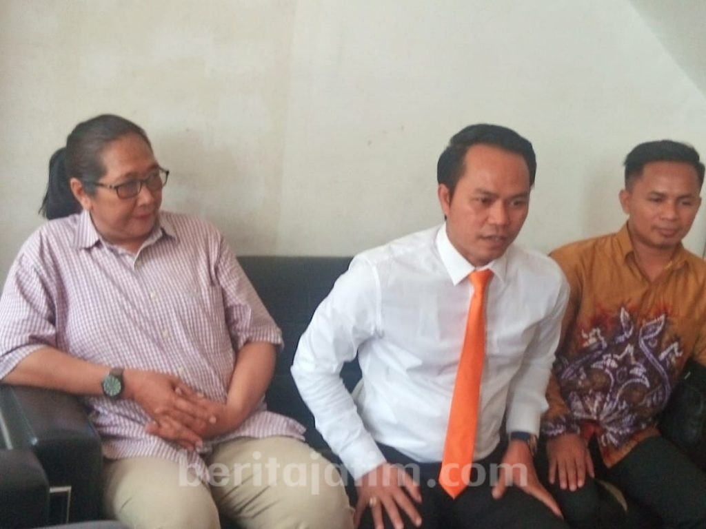 Mak Susi Diperiksa di Polda Jatim Terkait Ujaran Kebencian
