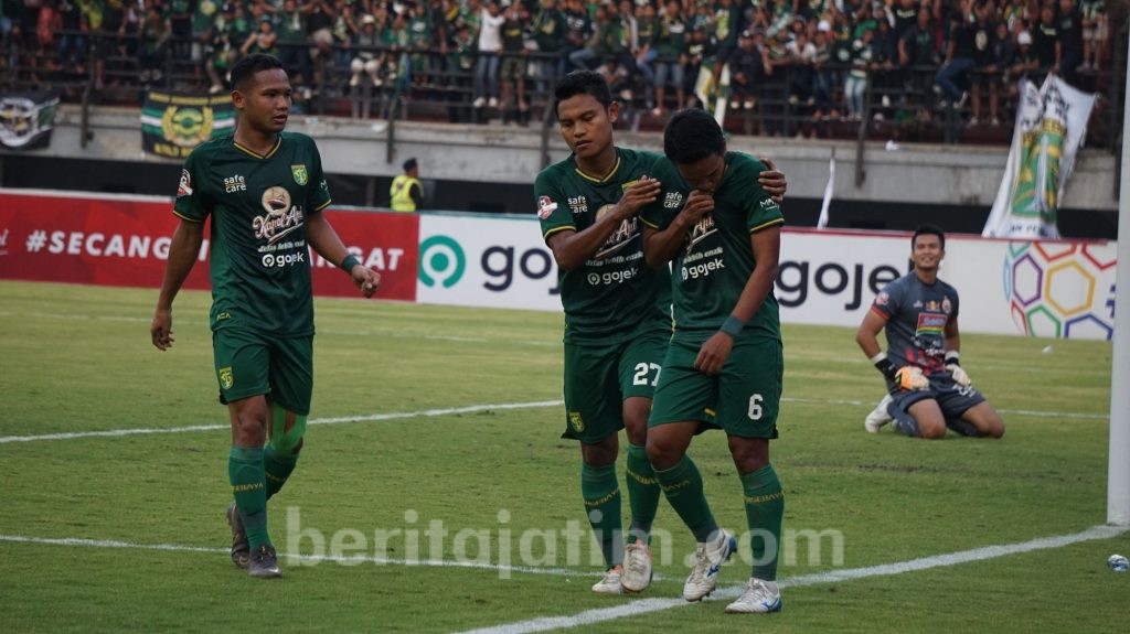 Main di Hadapan Bonek, Persija Tahan Imbang Persebaya 1-1
