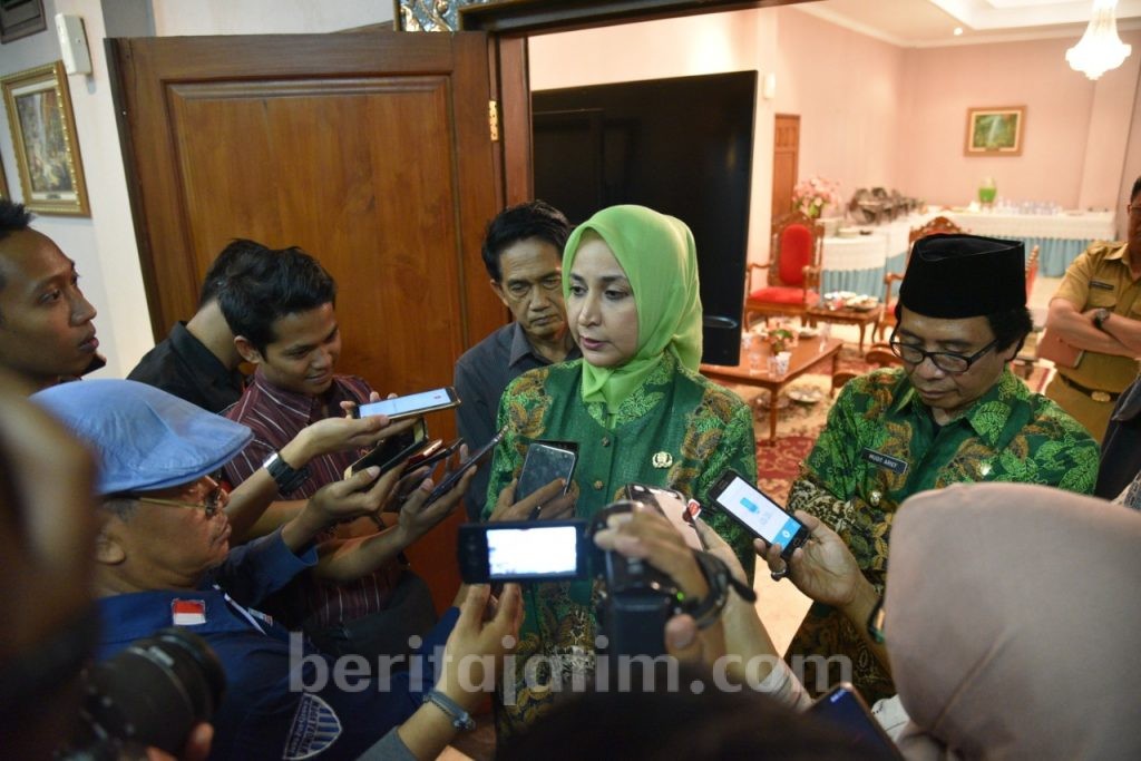 Pantun Pinggiran PKS untuk Bupati Jember