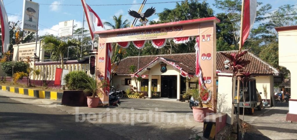 Gapura Garuda Jadi Ikon Polsek Gedangan Polres Malang