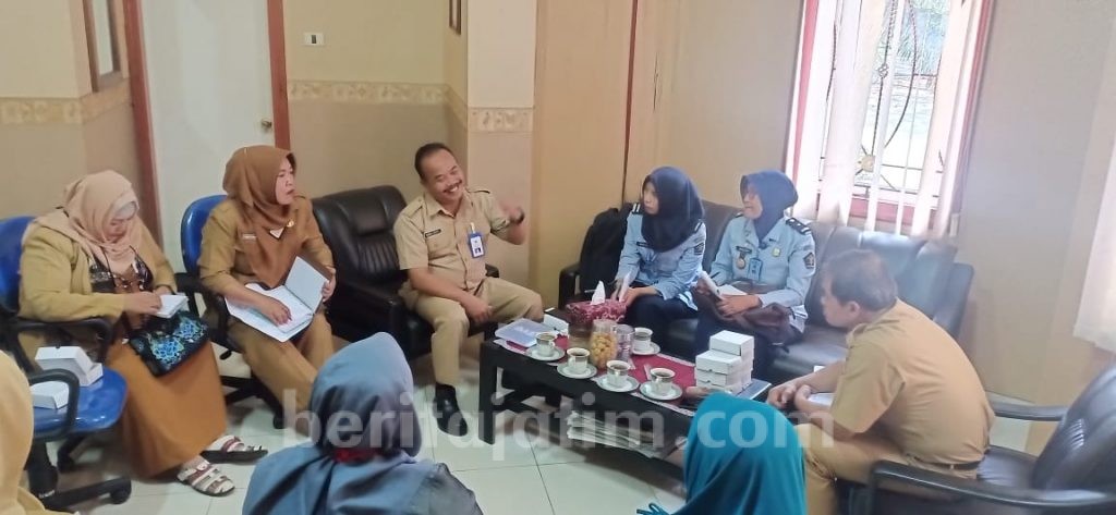 Disnaker Beri Pelatihan Warga Binaan di Lapas Wanita Sukun Malang