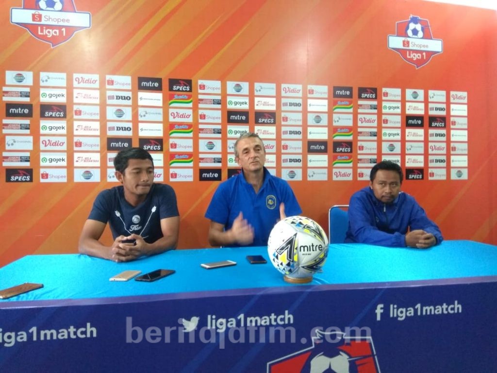Tekad Arema FC Lanjutkan Tren Positif Laga Kandang
