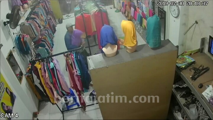Begal Pegang Payudara di Mojokerto Sasar Karyawan Toko