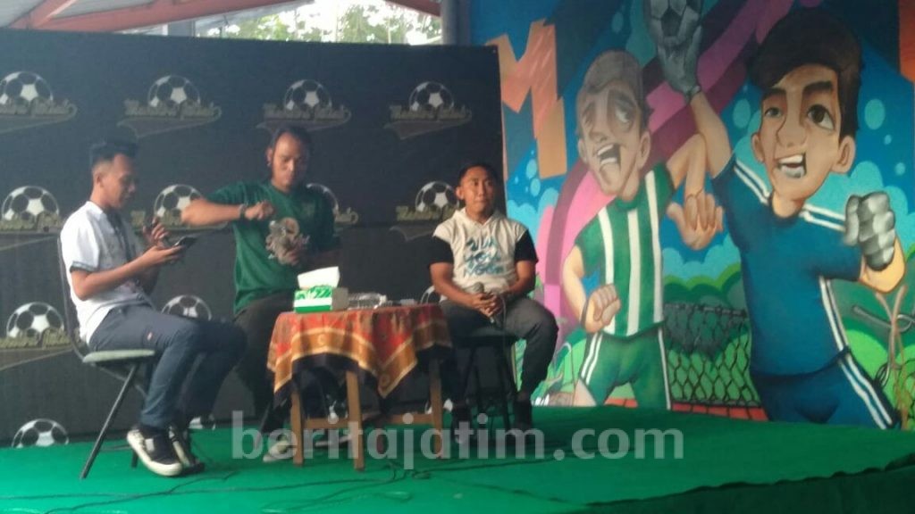 Bertemu Bonek Mojokerto, Ini Arti Suporter Bagi Pemain Persebaya Rendi Irwan