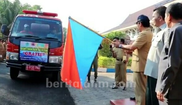 Pemkab Pamekasan Distribusikan Air Bersih ke Wilayah Kekeringan