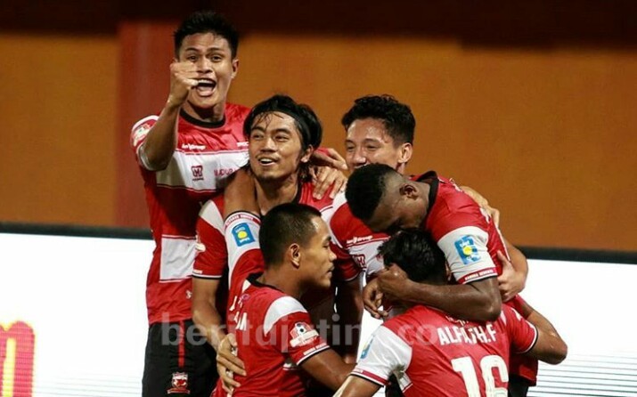 Menang Telak, AQ Senang Performa Madura United