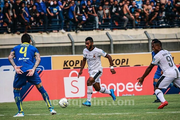 Giliran Marckho Sandy Absen Lawan Semen Padang