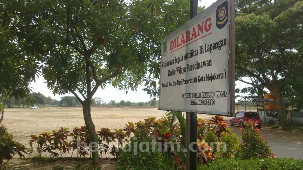 Ada Papan Larangan, Lapangan Surodinawan Masih Jadi Lokasi Belajar Mengemudi