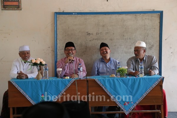 Kesbangpolinmas Kabupaten Kediri Beri Wawasan Kebangsaan pada Guru Madrasah