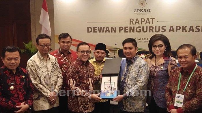 Apkasi Bahas Ide Penerapan Haluan Negara di Bali