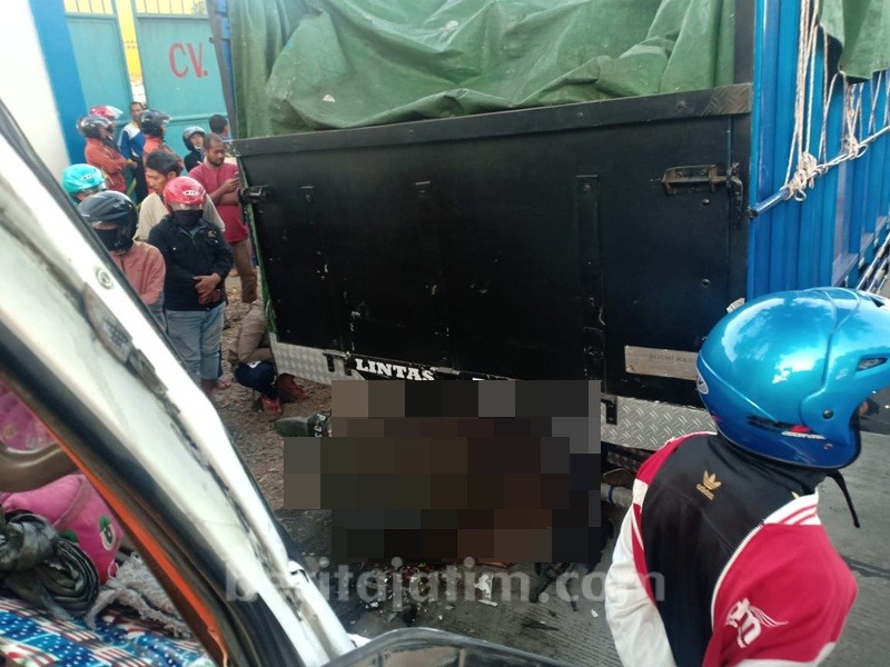 Tabrakan Karambol di Paiton Probolinggo, 1 Pengendara Motor Meninggal