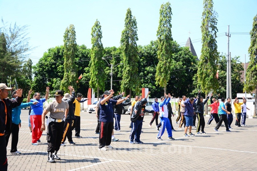 57 Polisi Situbondo Kelebihan Berat Badan