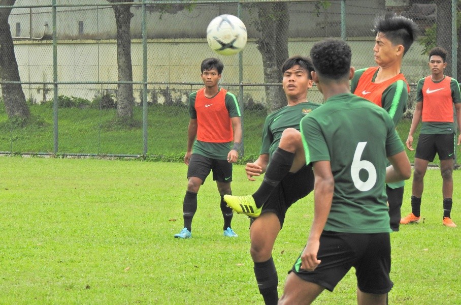Timnas U-18 Latihan Perdana di Vietnam