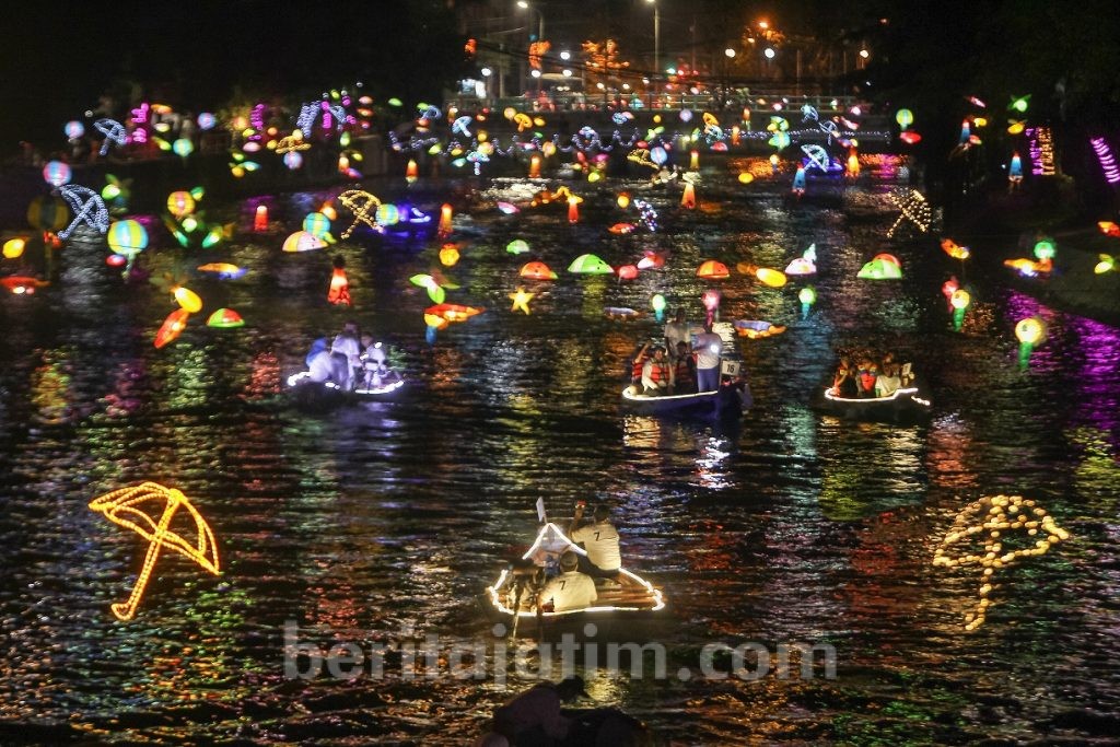 Wisata Air Kalimas, Tempat Liburan Favorit Baru di Surabaya