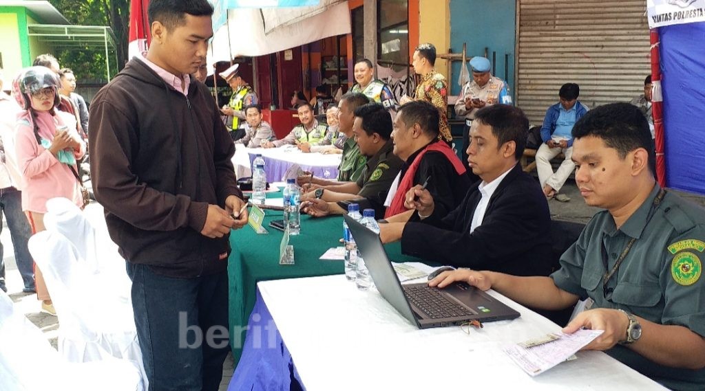 Langgar Lalu Lintas, Sidang di Tempat
