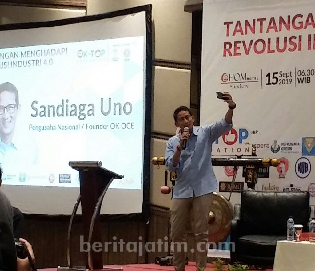 Sandiaga Uno Ajari Tips Jadi Pengusaha Sukses Dihadapan Millenial Gresik