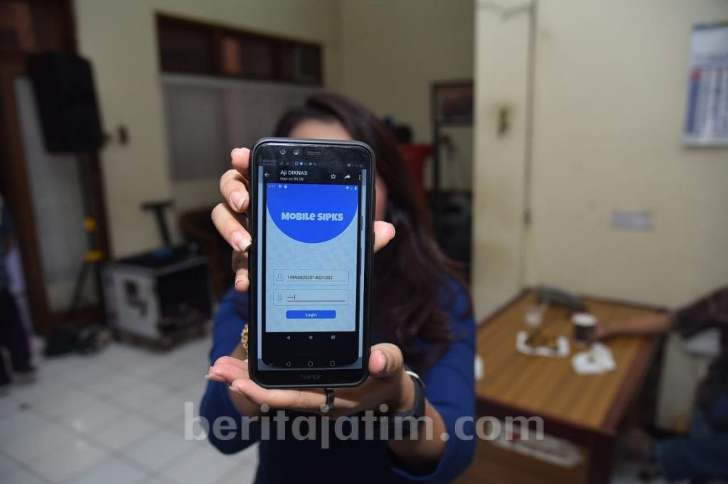 Sekolah di Surabaya Siap Terapkan Sistem Pembayaran Non Tunai