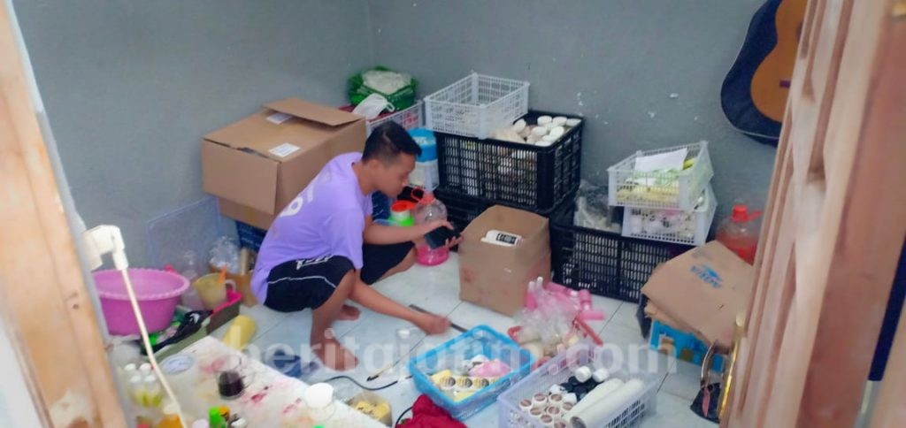 Polisi Dalami Temuan Produsen Kosmetik Diduga Ilegal di Kediri