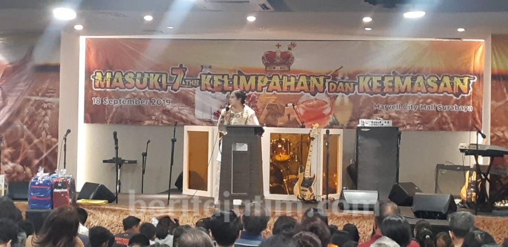 Umat Kristiani Jatim Gelar Ibadah Kebaktian Kebangunan Rohani, Doakan Indonesia Bersatu