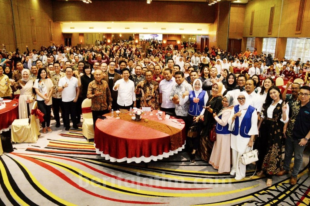 Pemprov Jatim Dorong Generasi Muda Miliki Etos Kerja dan Daya Juang Tinggi