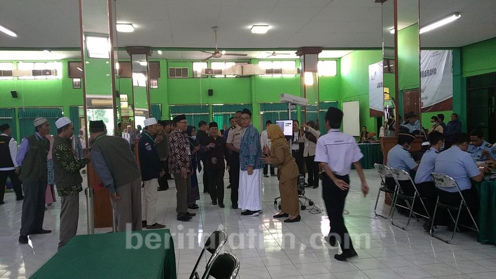 Penutupan Debarkasi Surabaya, Delapan Haji Tertinggal di Arab Saudi Karena Sakit