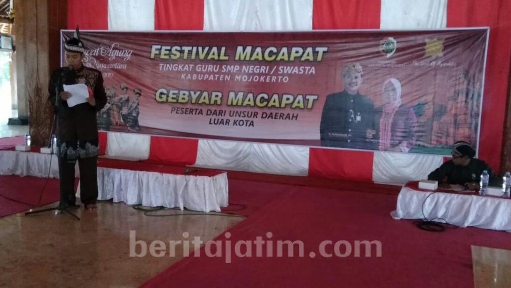 Puluhan Guru SMP di Mojokerto Ramaikan Festival Macapat