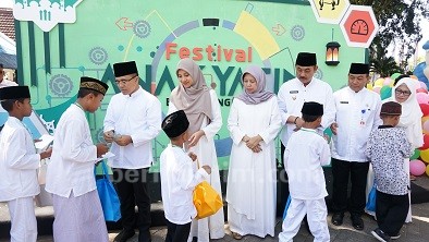 Seribu Anak Yatim Makan dan Bermain Gratis di Pendopo Banyuwangi