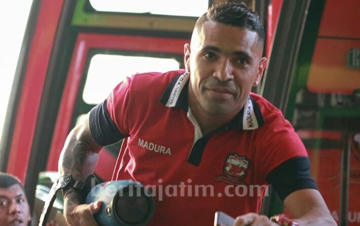 Beto Pimpin Madura United Jamu Persela